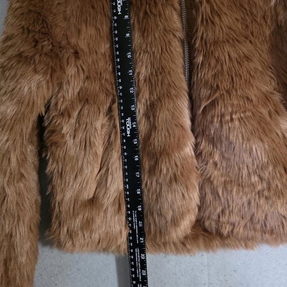 Abercrombie & Fitch Womens Brown Cropped Faux Fur Jacket Size Small - Picture 4 of 12